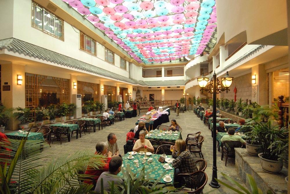 New Century Hotel Яншо Экстерьер фото