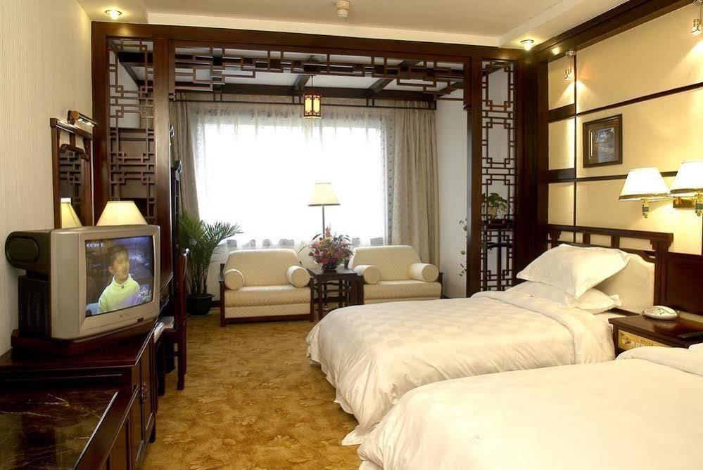 New Century Hotel Яншо Экстерьер фото
