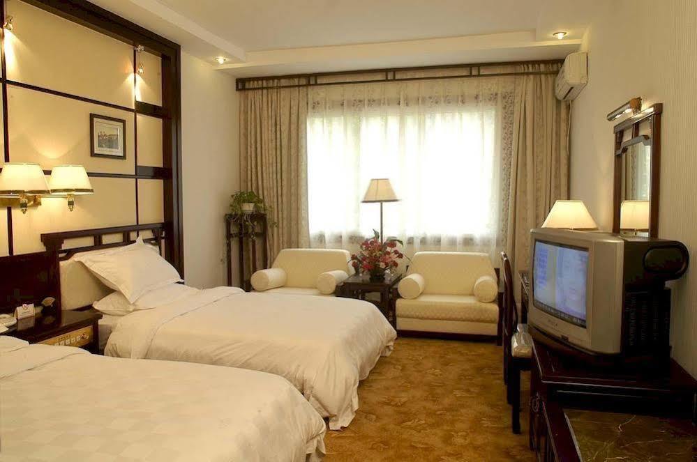 New Century Hotel Яншо Экстерьер фото
