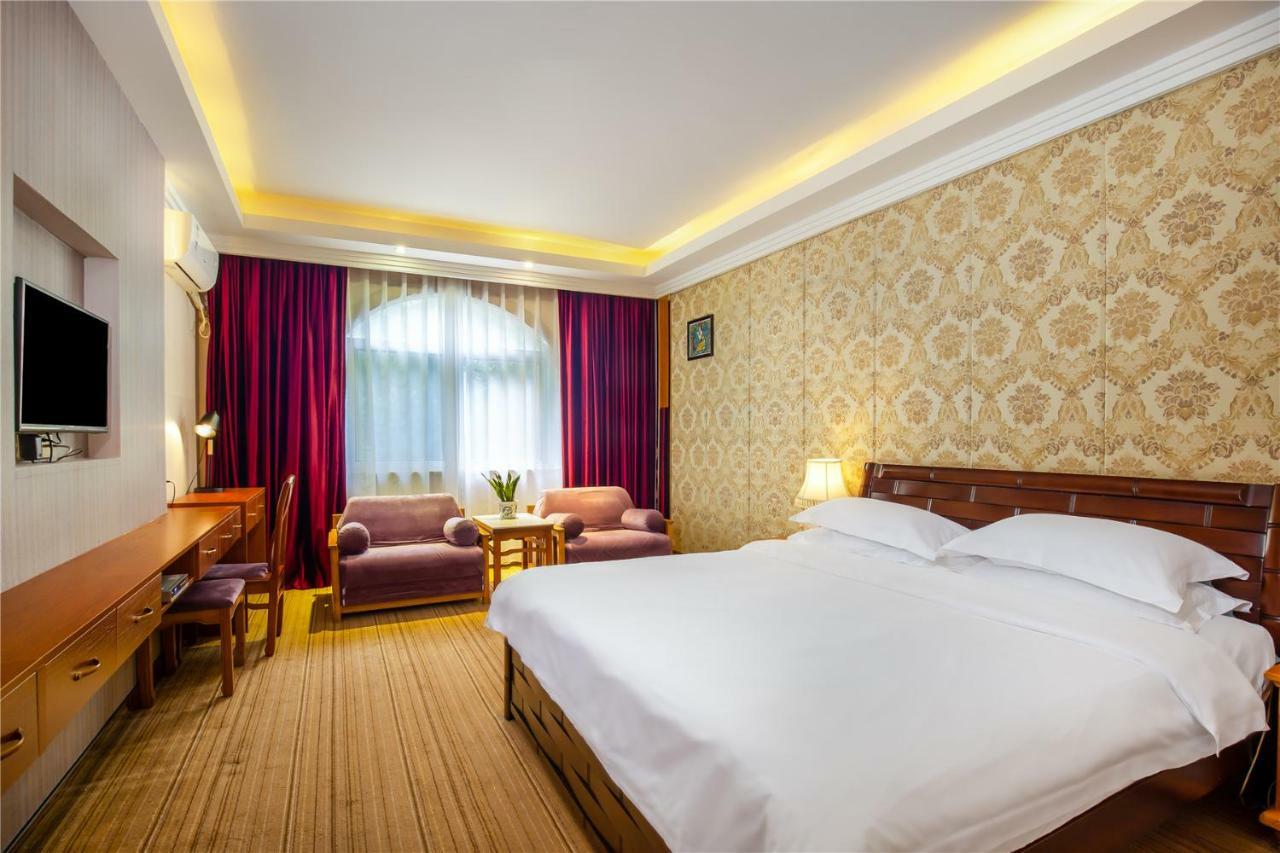 New Century Hotel Яншо Экстерьер фото