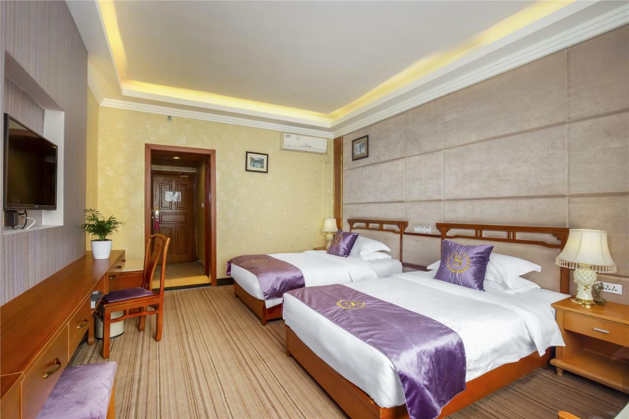 New Century Hotel Яншо Экстерьер фото
